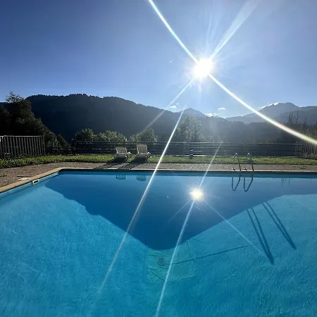 A Avec Piscine Prive
